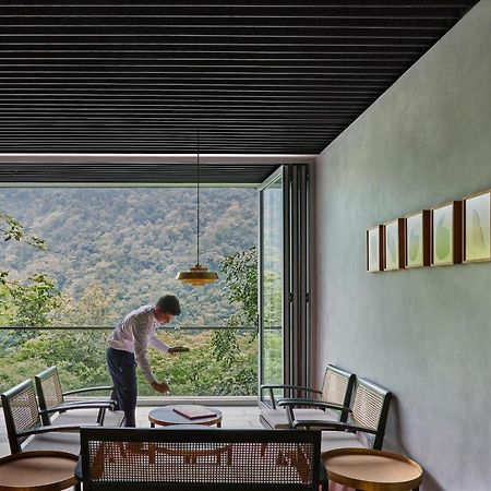 The Roseate Ganges Rishikesh Hotel Bagian luar foto