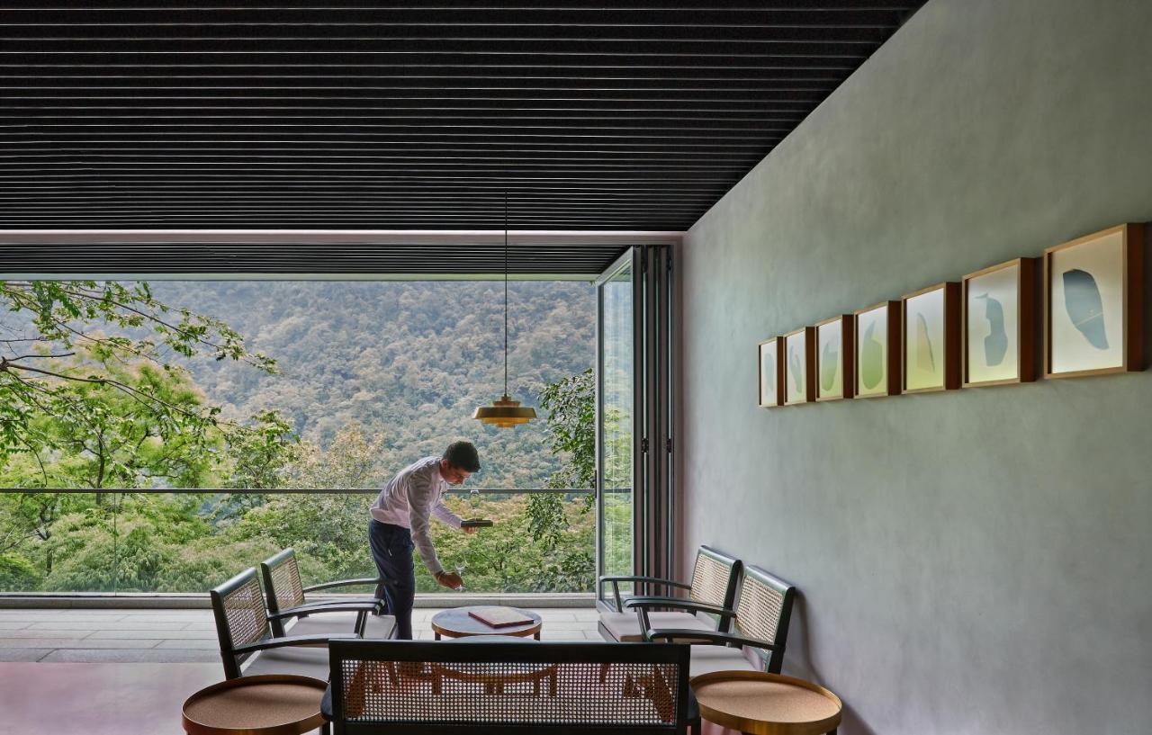 The Roseate Ganges Rishikesh Hotel Bagian luar foto