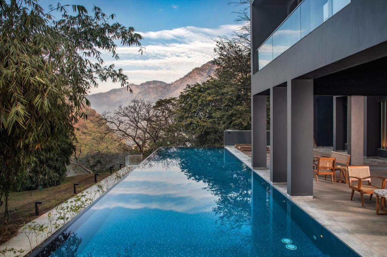 The Roseate Ganges Rishikesh Hotel Bagian luar foto